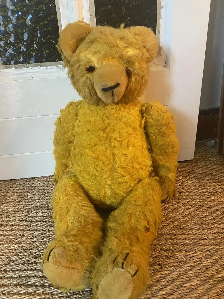 OURS vintage, PELUCHE mohair, vers 1920, JOUET ANCIEN, rembourré de paille, 60cm.                                          Vintage BEAR, mohair TEDDY, circa 1920, OLD TOY, stuffed with straw, 60cm.