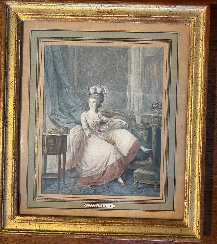 Lithographies anciennes, époque XIXème, polychrome, encadré bois, sous verre.                                          Old lithographs, 19th century, polychrome, wooden frame, under glass.