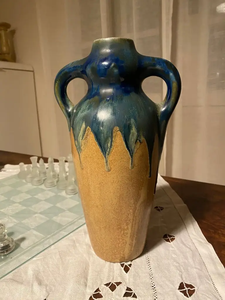 Vase ancien signé, art déco, Gilbert Méténier, belle taille, décors de coulures.                                                 Antique signed vase, art deco, Gilbert Méténier, beautiful size, drip decorations
